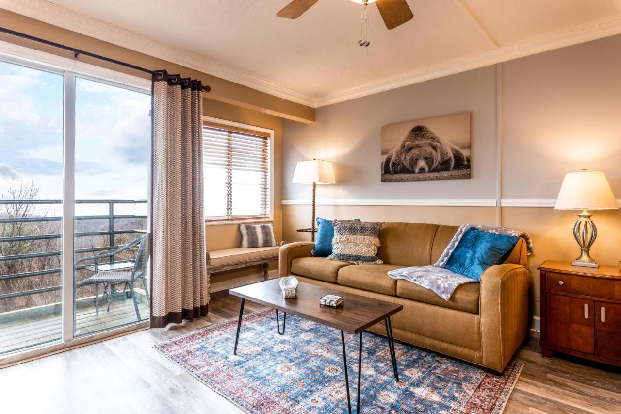 Sky High Views!!-Peak Mountaintop-Outdoor Pool-Close To Downtown-Private Balcony-Wifi-Cable Gatlinburg Luaran gambar