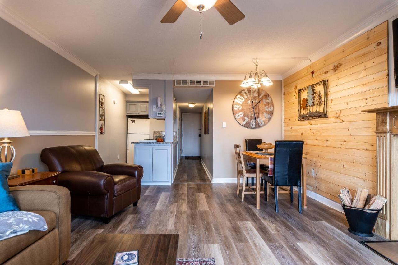 Sky High Views!!-Peak Mountaintop-Outdoor Pool-Close To Downtown-Private Balcony-Wifi-Cable Gatlinburg Luaran gambar