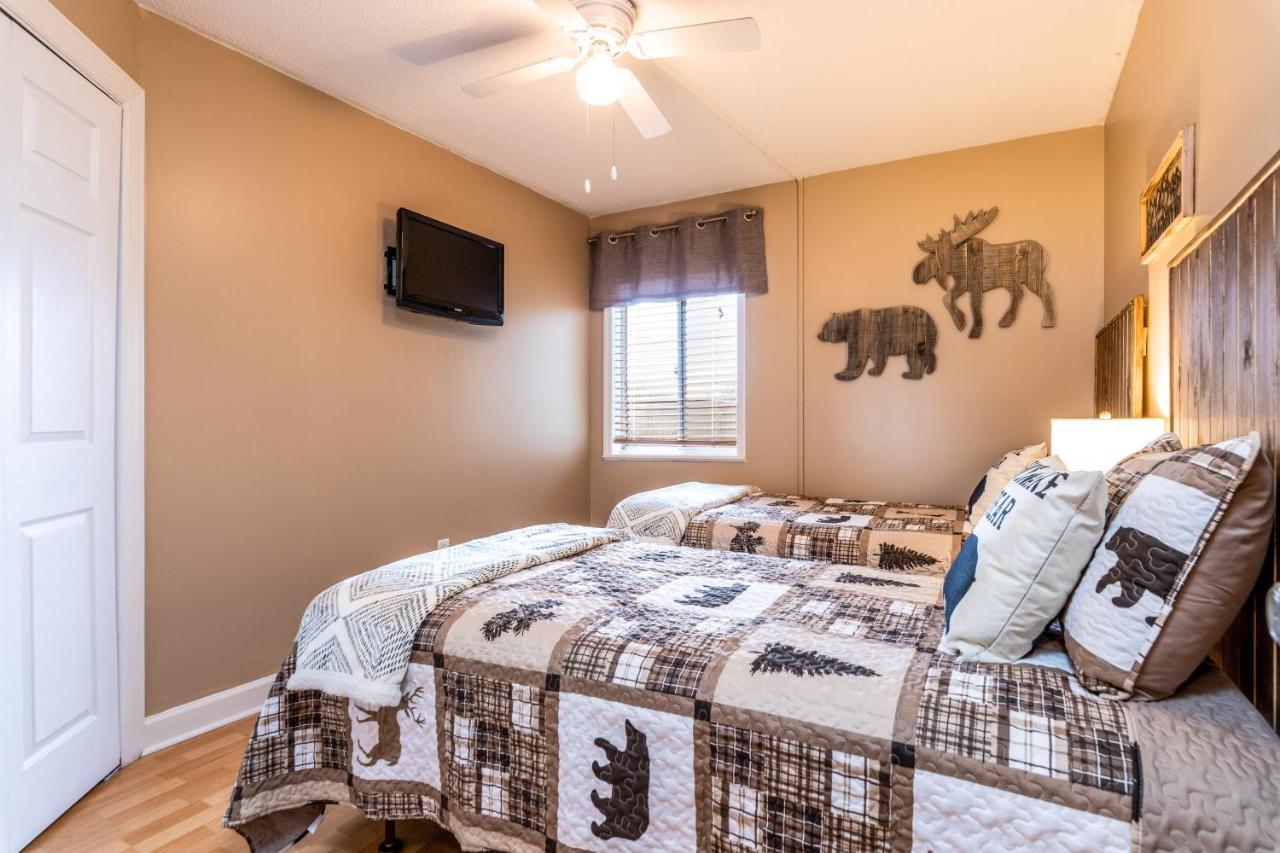 Sky High Views!!-Peak Mountaintop-Outdoor Pool-Close To Downtown-Private Balcony-Wifi-Cable Gatlinburg Luaran gambar