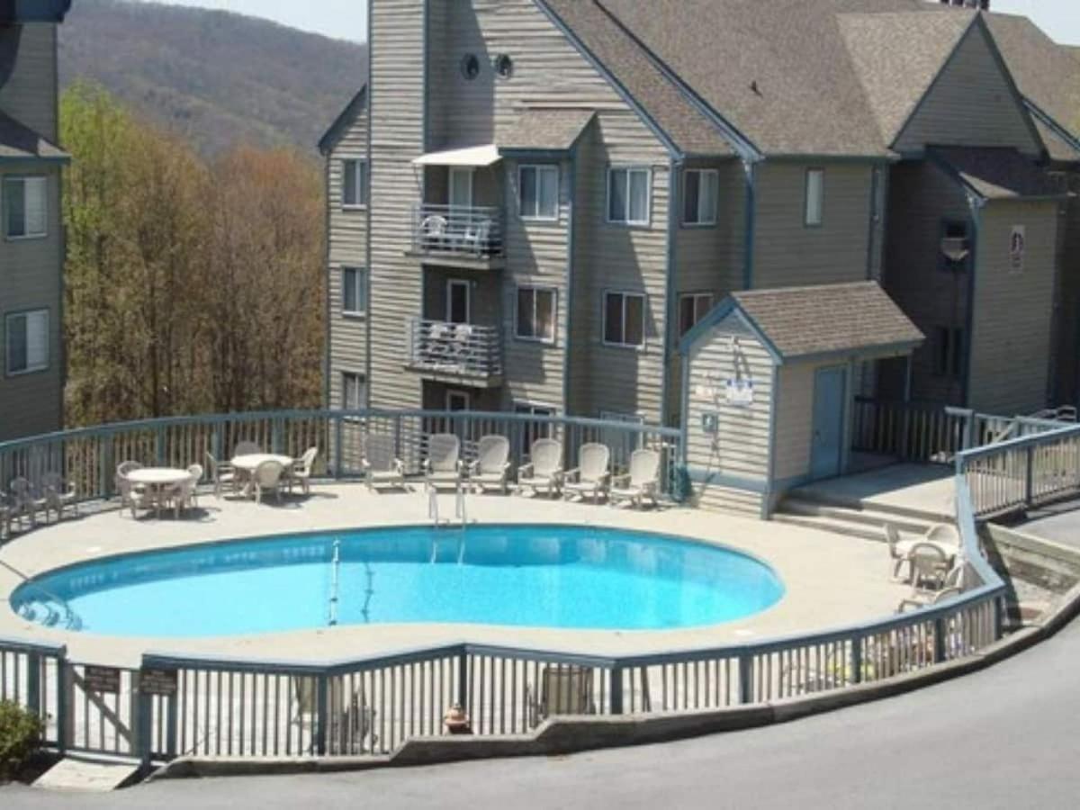 Sky High Views!!-Peak Mountaintop-Outdoor Pool-Close To Downtown-Private Balcony-Wifi-Cable Gatlinburg Luaran gambar