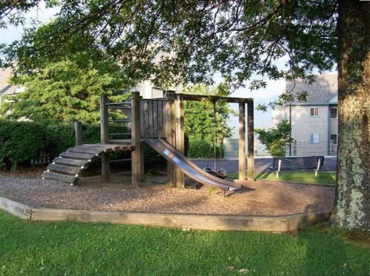 Sky High Views!!-Peak Mountaintop-Outdoor Pool-Close To Downtown-Private Balcony-Wifi-Cable Gatlinburg Luaran gambar